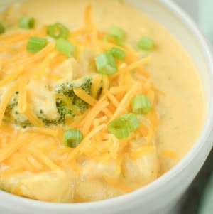 Slow Cooker Cheesy Potato Broccoli Soup
