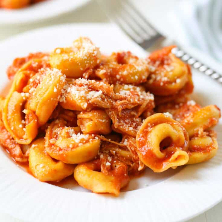 Slow Cooker Chicken Parmesan Tortellini