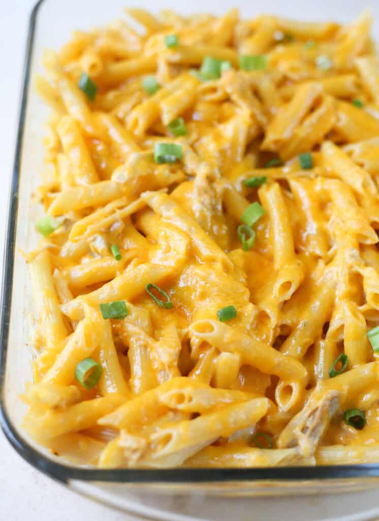 Cheesy buffalo chicken pasta bake